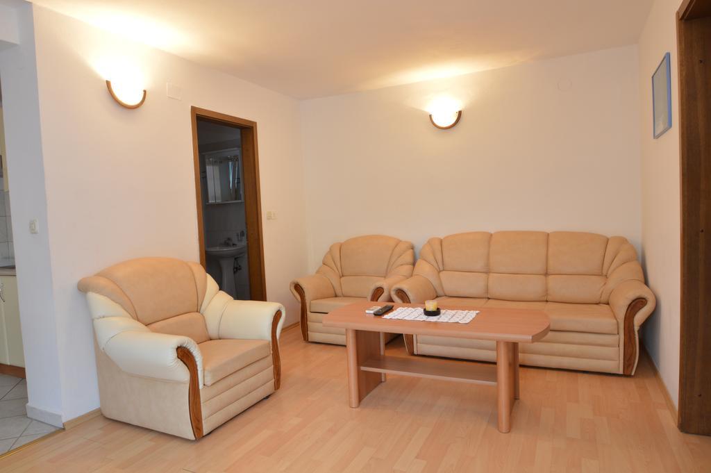Apartmani Raic Mali Lošinj Εξωτερικό φωτογραφία